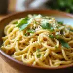 knuspriges Zucchini-Nudel-Pad-Thai - featured image